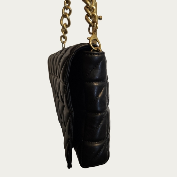 CLASSIC Contemporary Quilted Chain Shoulder Bag EUC, Faux LEATHER - Picture 7 of 16